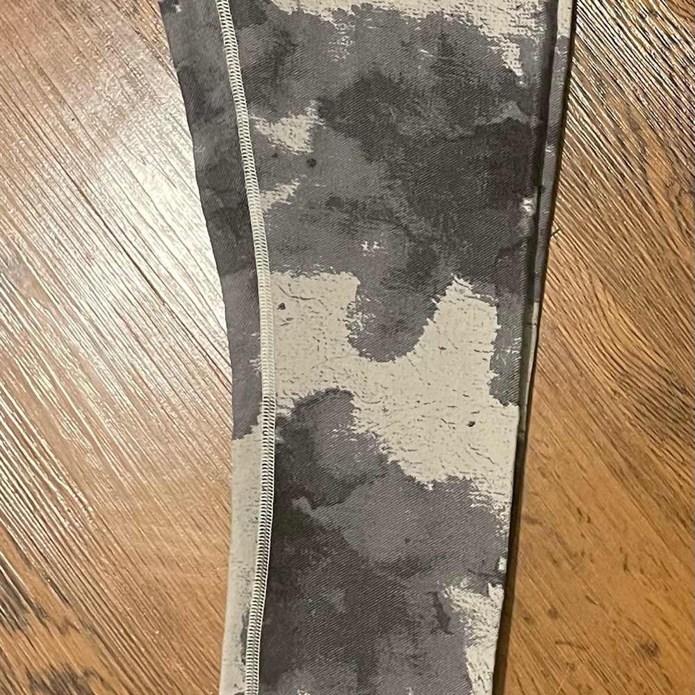 Lululemon Leggings sz 4